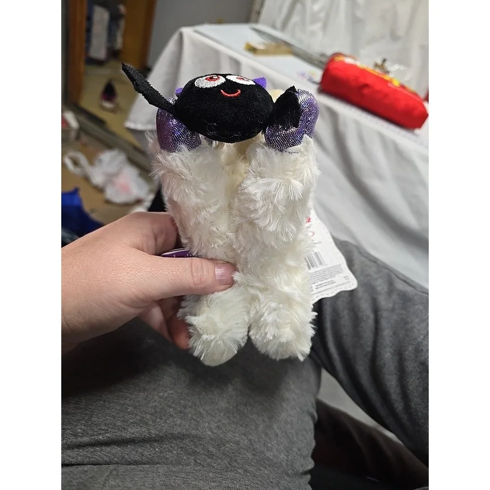Lamb Chop Dog Toy I Squeak Dreamworks Animation NWT 67156 Small Halloween Spooky